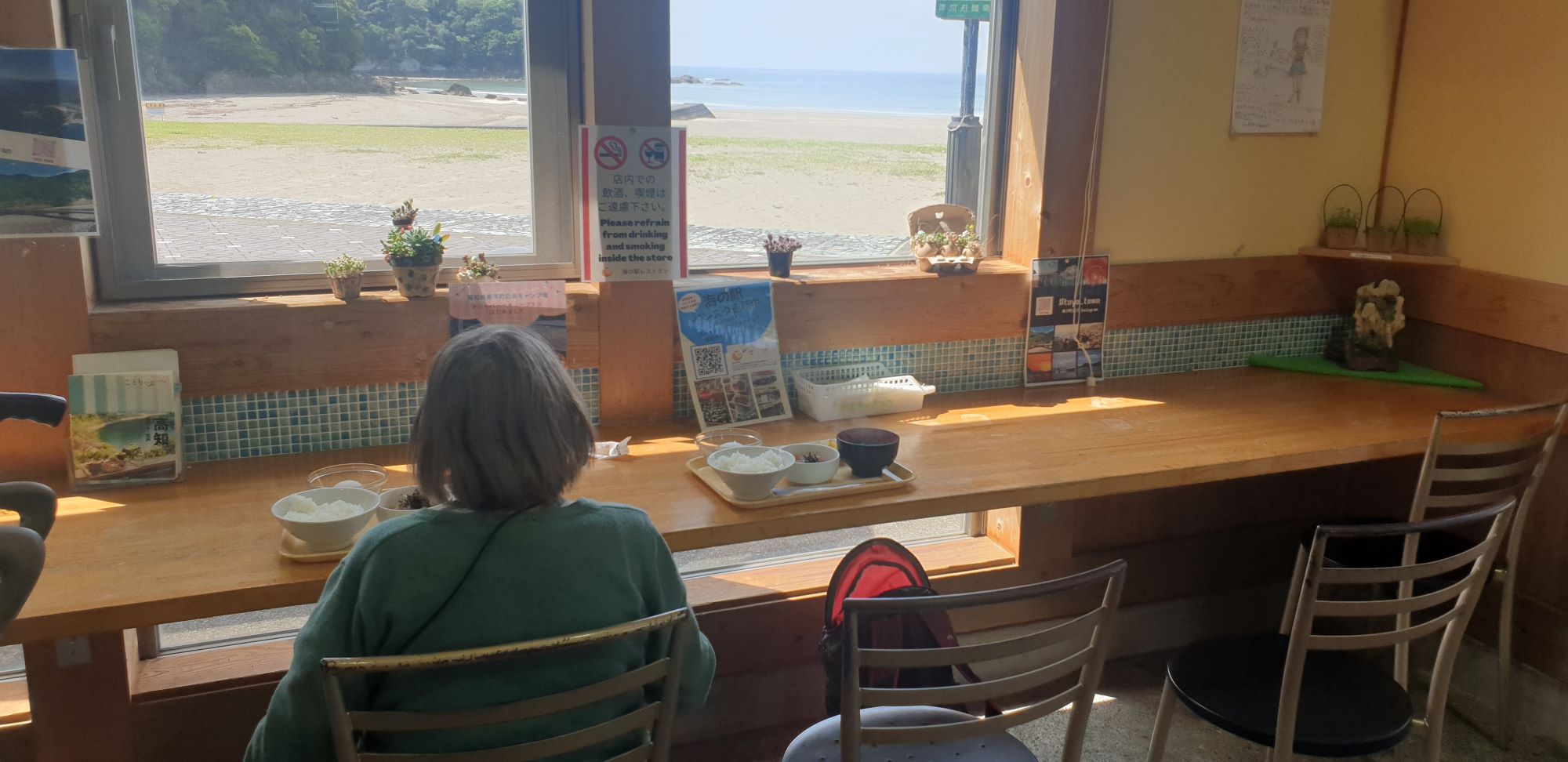 Breakfast restaurant with view
