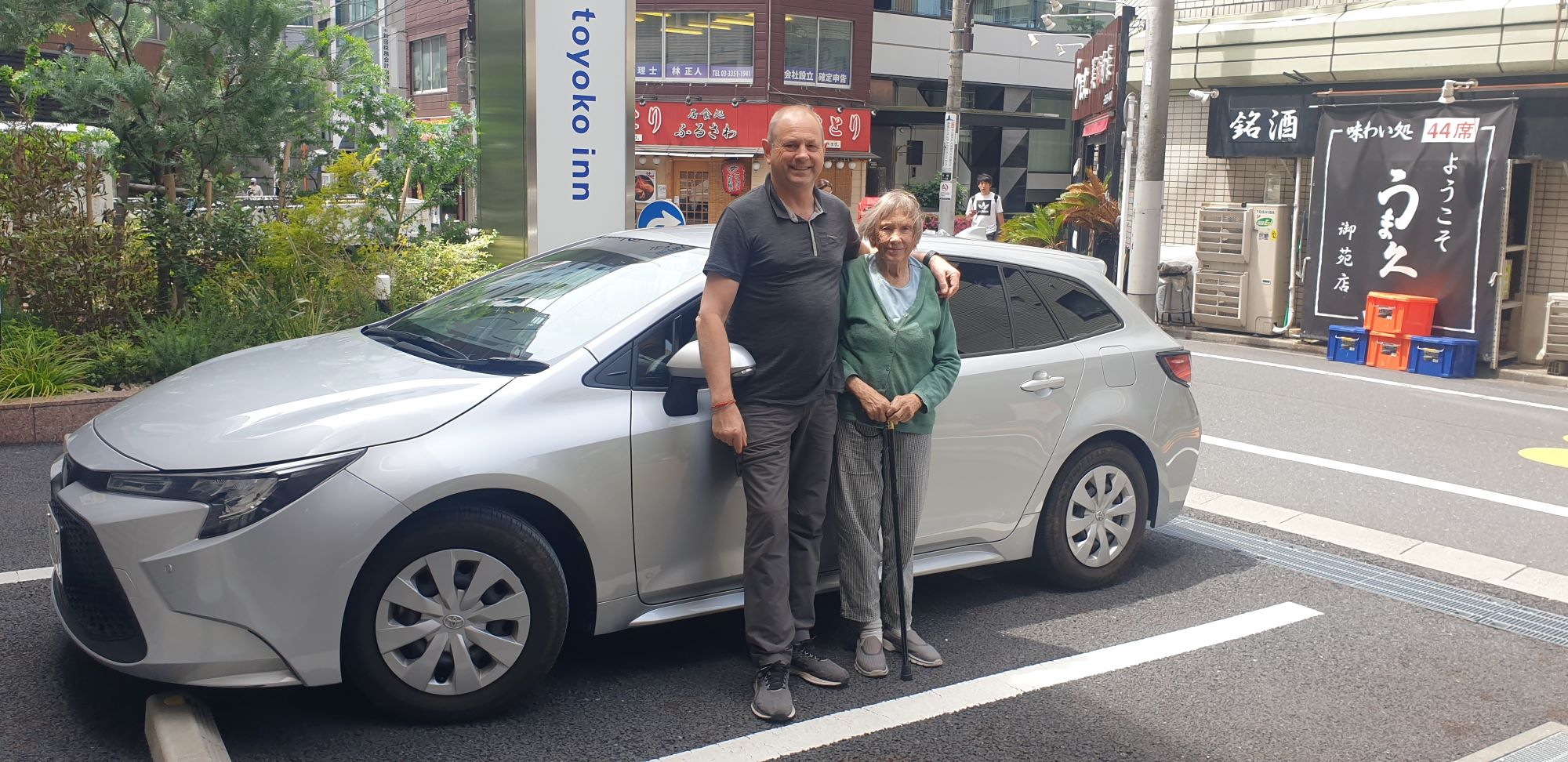 Car outside Toyoko Inn